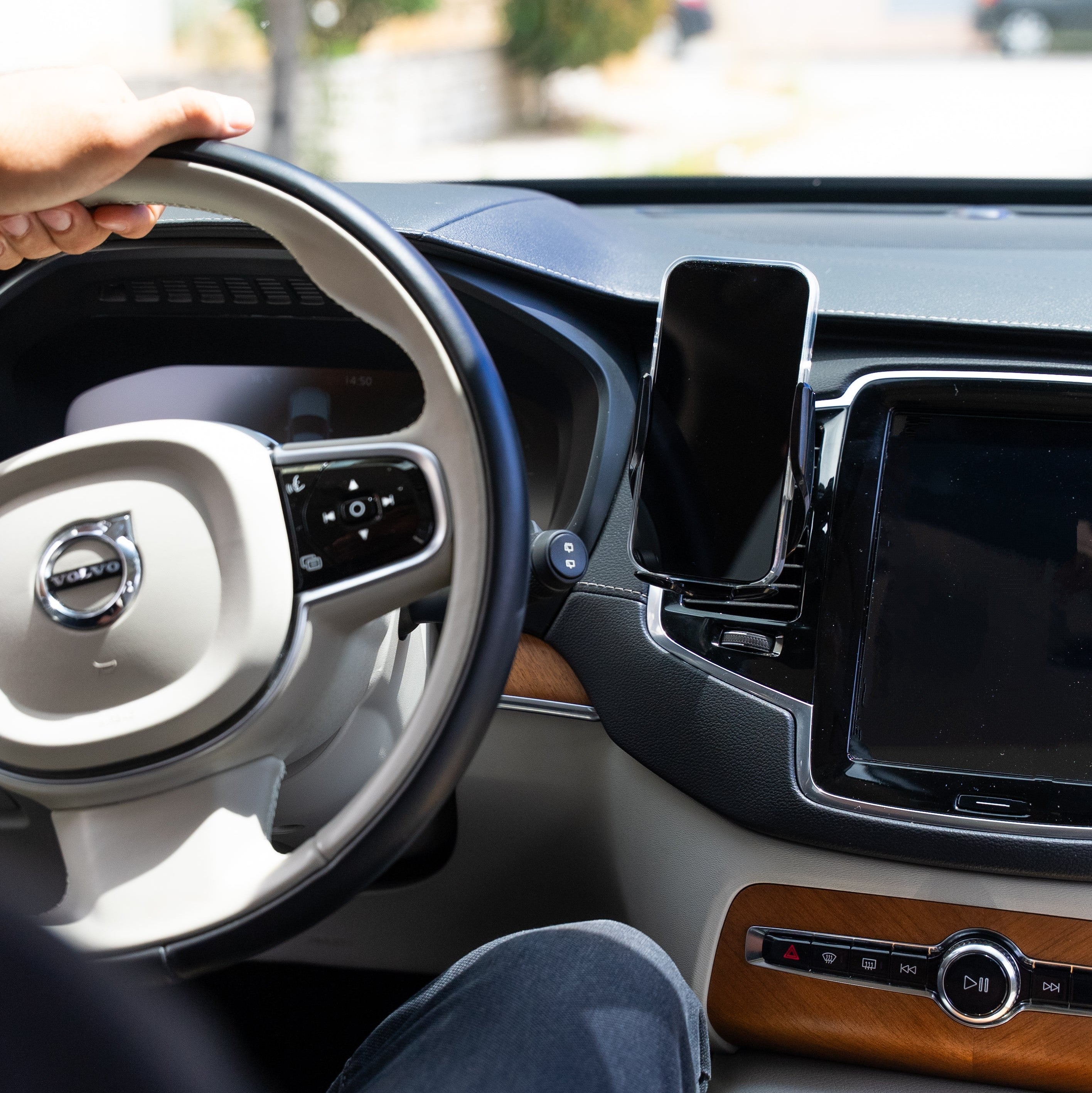 Βάση κινητού με Ασύρματη φόρτιση - Wireless Charger 15W