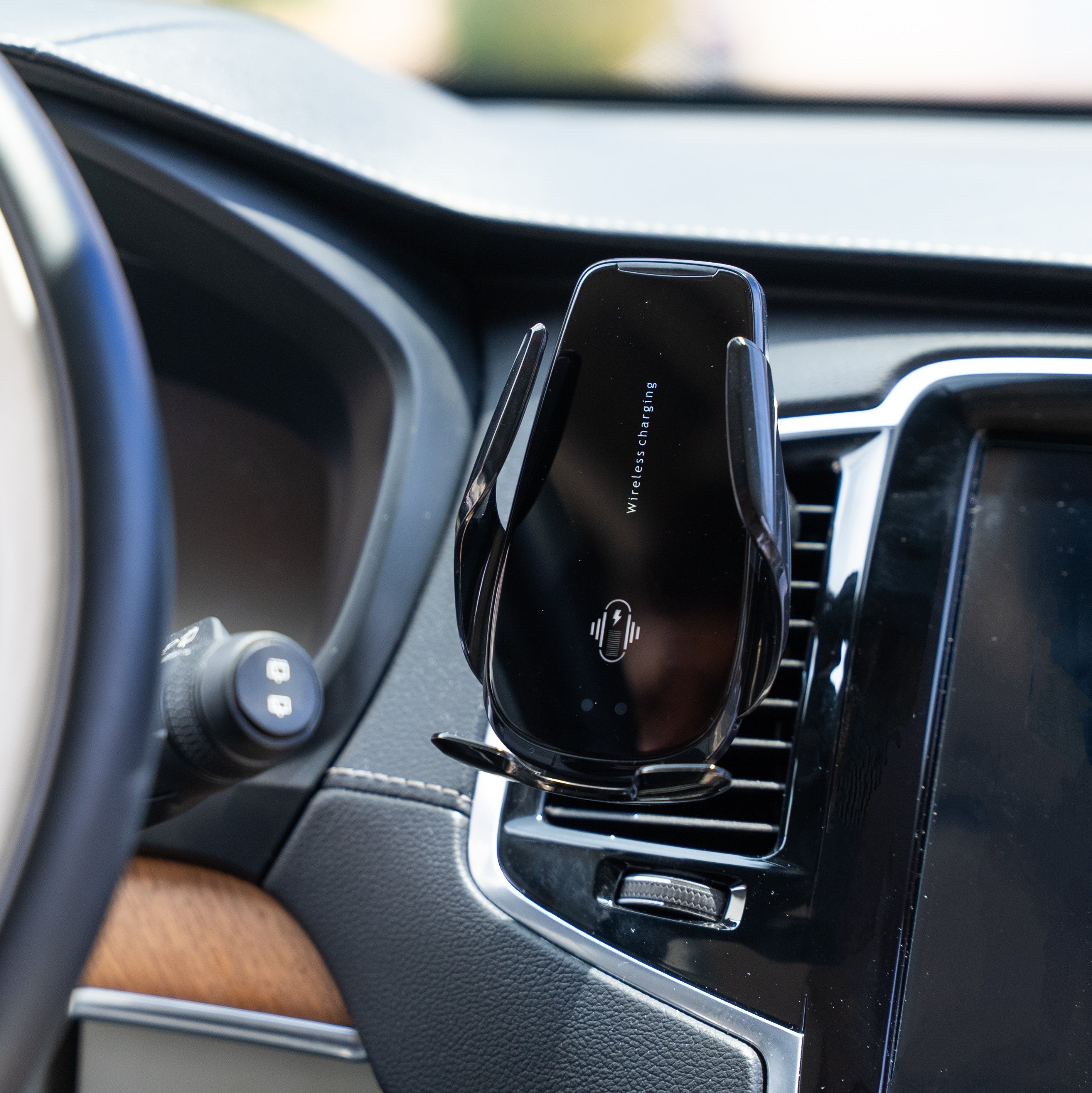 Βάση κινητού με Ασύρματη φόρτιση - Wireless Charger 15W